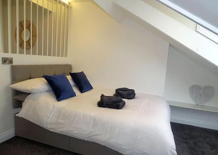 4 - Queens Court Scarborough